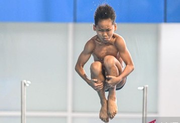 Nizam Ahmad, 13 Tahun, Tetap Jadi Bintang di Panggung Loncat Indah PON 2024 Walau Tanpa Mendali