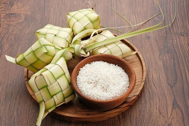 Ketupat: Makanan Tradisional yang Melekat di Hati dan Memiliki Makna Khusus Saat Hari Raya