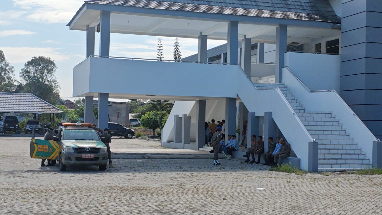 Hari Ini Ratusan Buruh Gelar Aksi Demonstrasi di DPRD Mukomuko
