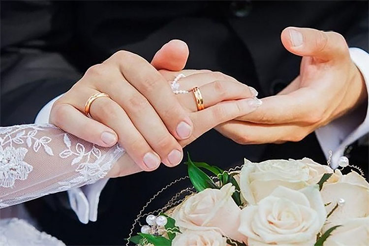 Tradisi Pernikahan Yang Nyeleneh, Syarat Sah Perkawinan Malam Pertama Mertua Ikut ke Kamar