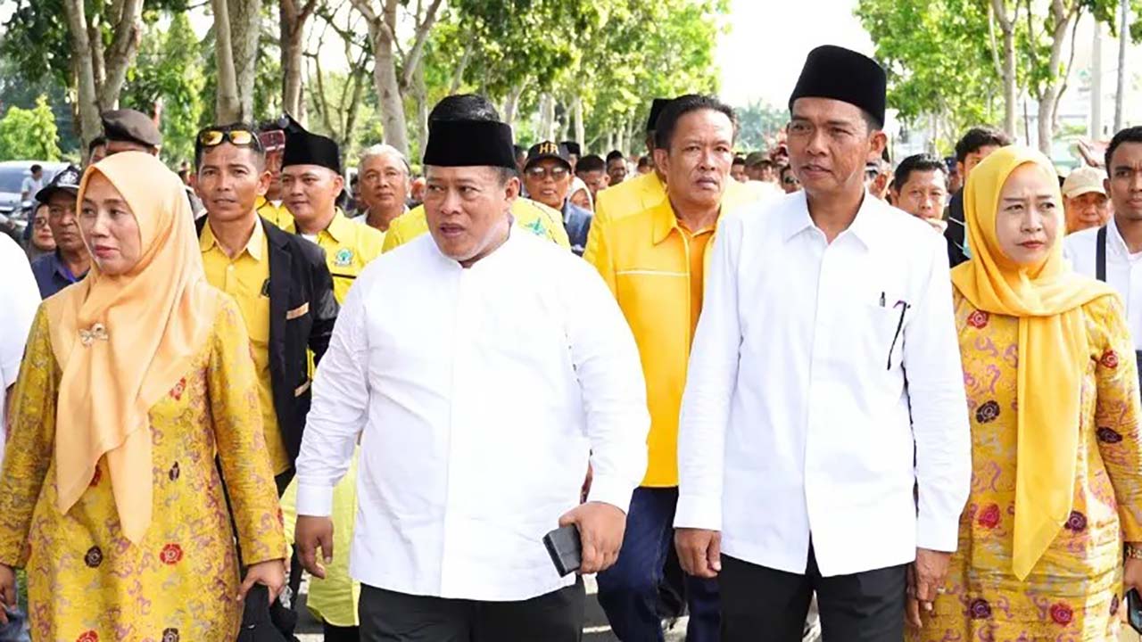 Penyambutan Choirul Huda - Rahmadi Sebagai Bupati Baru Tetap Sesuai Tradisi