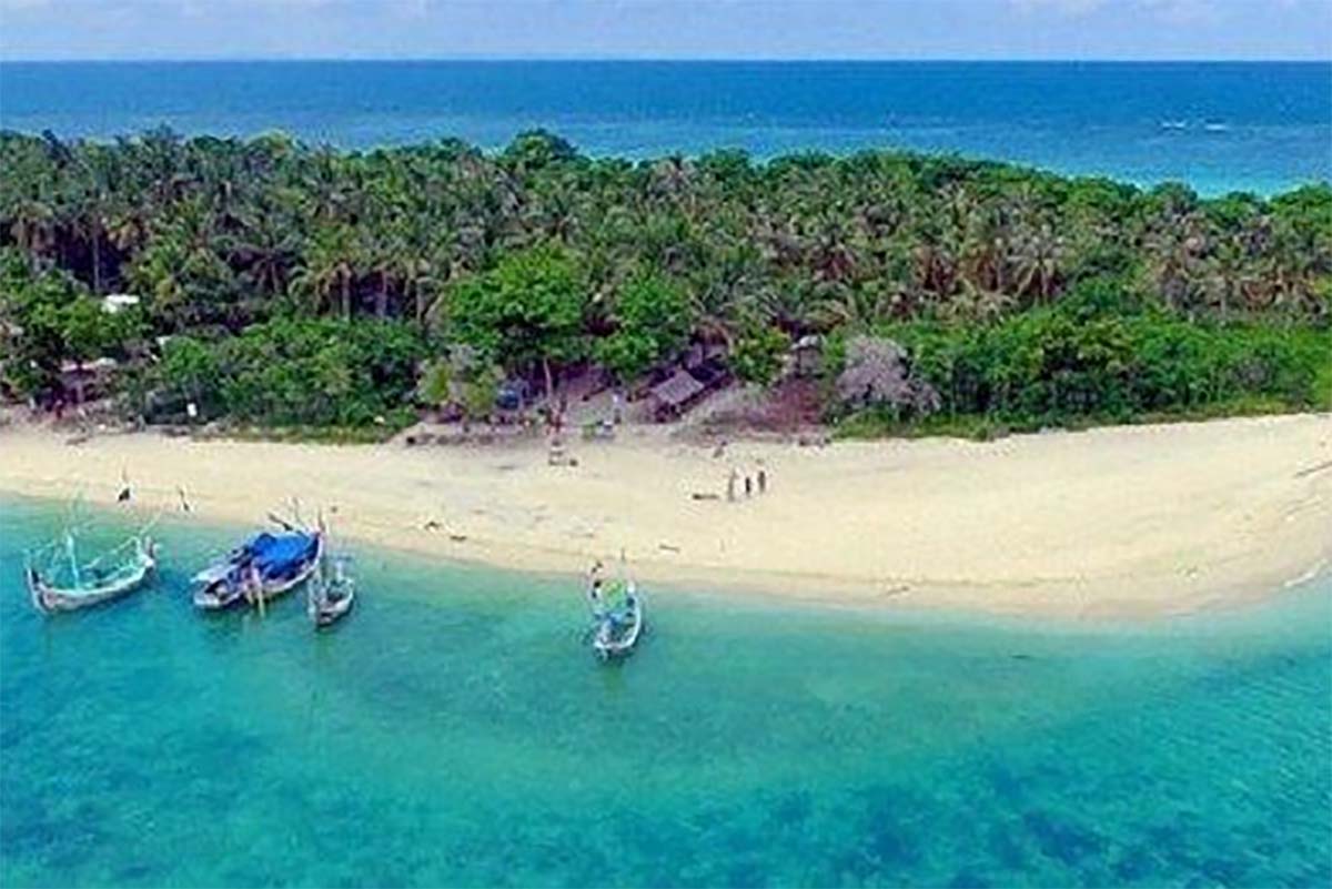 Pantai Giliyang Jatim, Wisata Sehat dengan Pesona Alam Yang Memikat Udara Bersih dan Menyegarkan