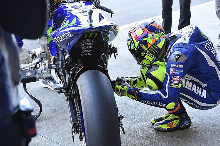 Tradisi Nyeleneh Valentino Rossi Legenda di Dunia Balap, Ternyata Cara Ini Jadi Rahasia Kesuksesannya