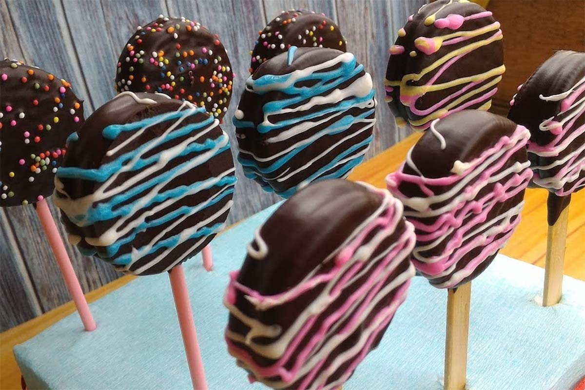 Bikin Anak Senang dan Happy! Coba Buatkan Lolipop Oreo, Begini Cara Membuatnya