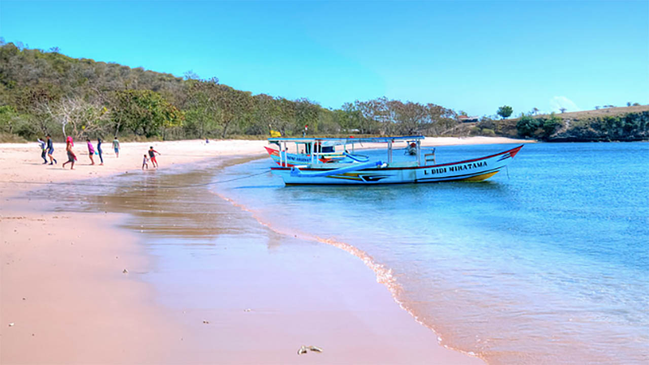 Waspada! Bahaya Mengintai di Balik Keindahan Pantai,  5 Tips Keselamatan saat Berlibur di Pantai