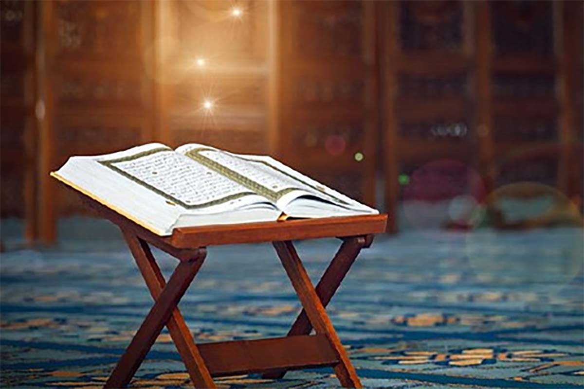 5 Keutamaan Nuzul Quran Bersamaan Malam Laitul Qodar