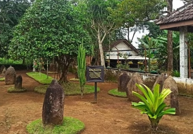 Kampung Purba Peninggalan Zaman Megalitikum di Jawa Jadi Sejarah Pemujaan Peninggalan Nenek Moyang 
