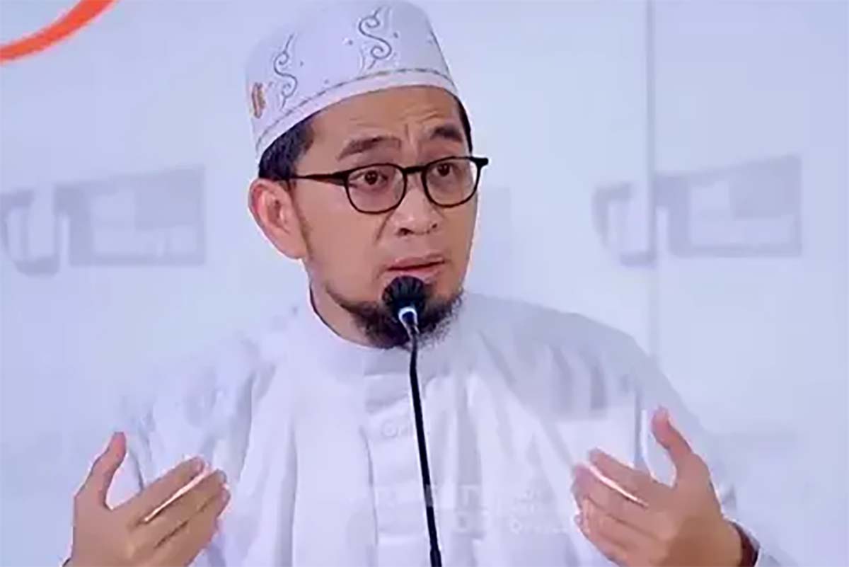 Infaq Sering Disebut Jembatan Menuju Kebahagiaan Dunia Dan Akhirat, Ini Penjelasan Ustad Adi Hidayat