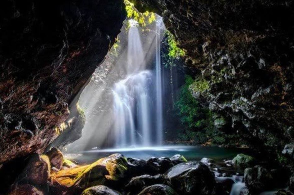 Tempat Wisata Ekstrem di Indonesia, Ternyata Ini