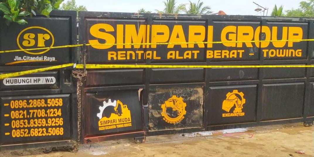 Suami Istri Meninggal Terbakar di Dalam Bengkel Alat Berat Yang Membara