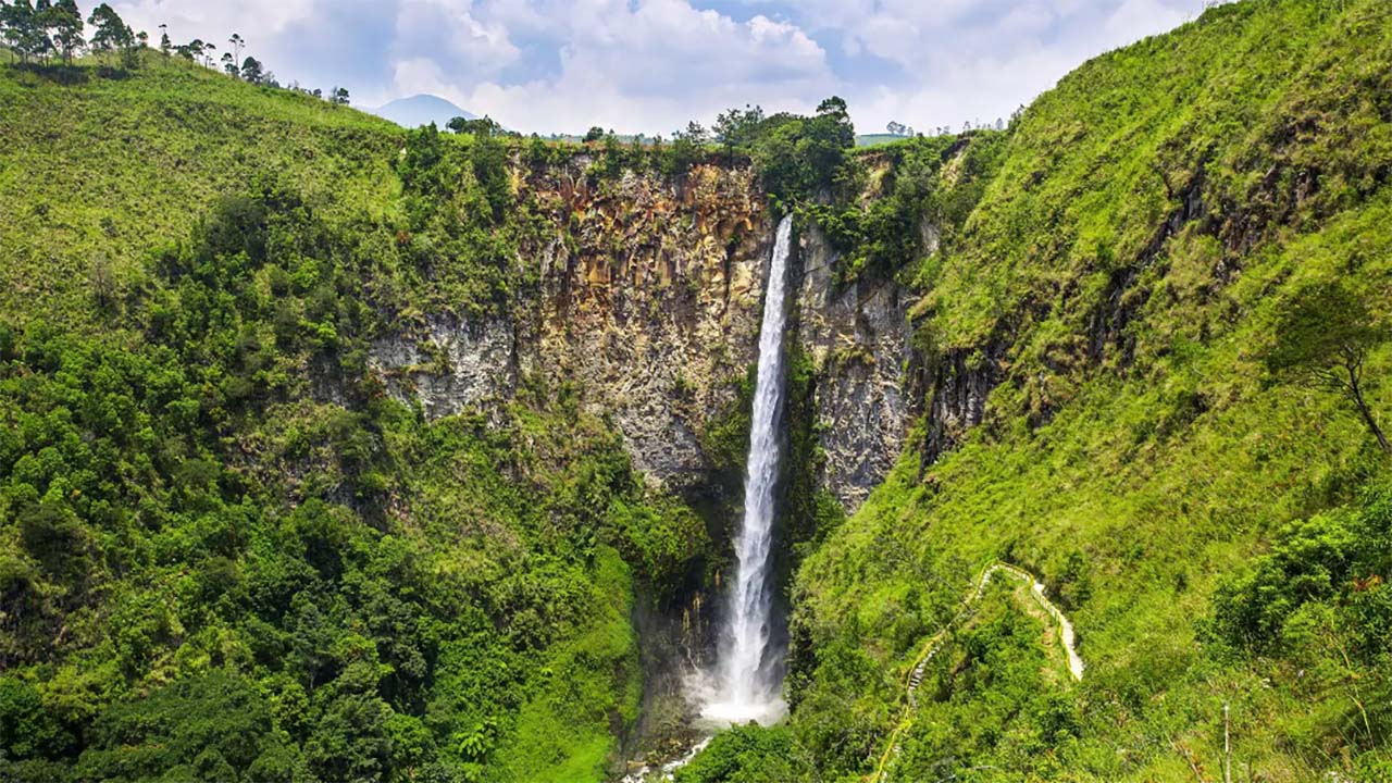 Air Terjun Sipiso-piso, Pesona Alam yang Menakjubkan dan juga Memukau 