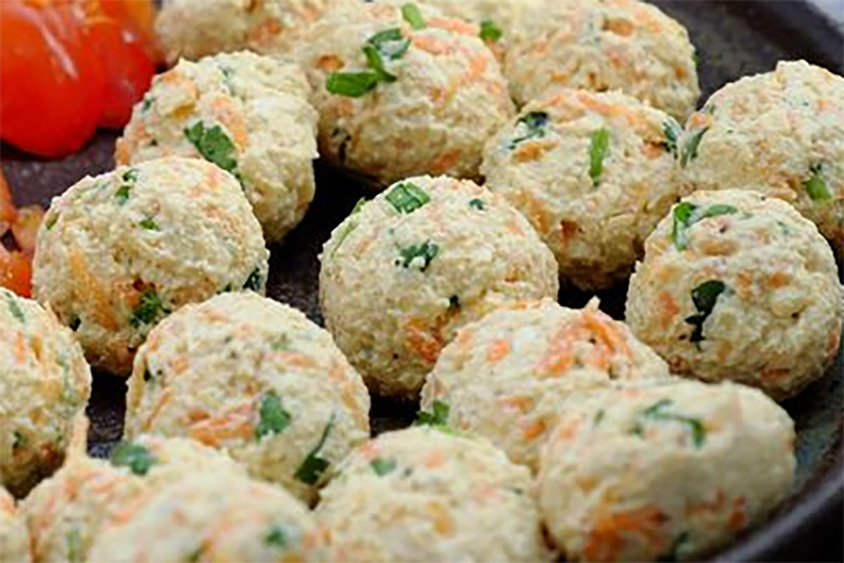 Ide Camilan Sehat Untuk Anak-anak di Rumah, Resep Bola-bola Sayur Crispy yang Enak dan Gurih