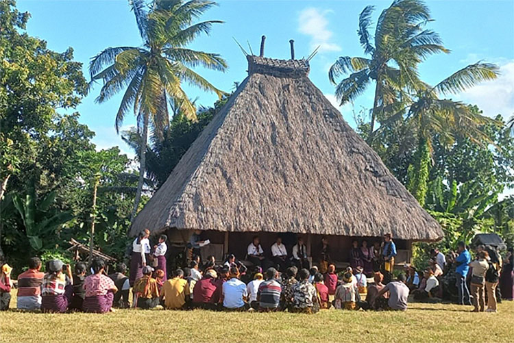 Menilik Keunikan Kampung Nunungongo di Flores yang Tersembunyi