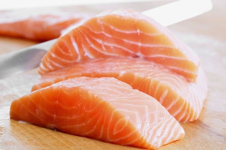 Tips Memilih Salmon Segar dan Berkualitas: Panduan untuk Konsumen Cerdas yang Mendapatkan Nilai Maksimal!