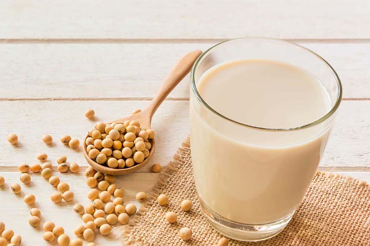 Bisa Sebagai Pengganti Susu Bagi Anak! Inilah Manfaat Susu Kedelai Bagi Kesehatan
