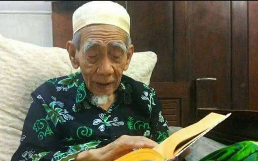 Terlilit Hutang Kata Mbah Moen Amalkan Ini, Hutang Lunas Rezeki Lancar