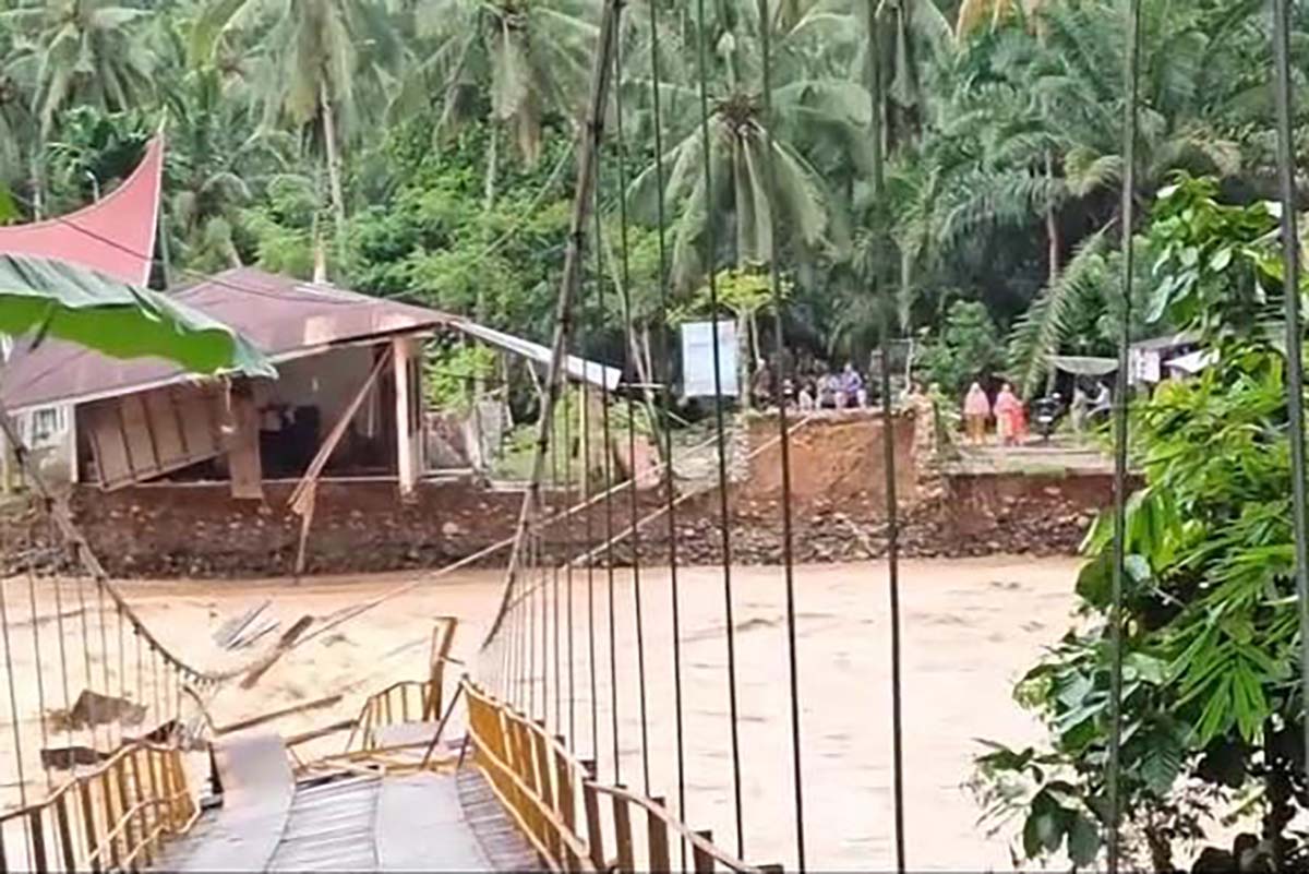 Info Terbaru Bencana Sumbar, Jembatan Limau Sundai Putus, Ribuan Warga Terisolir