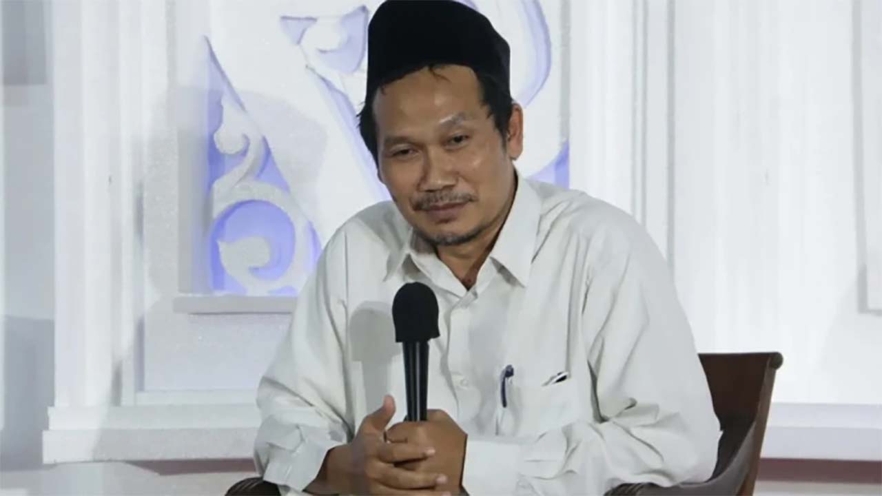 Gus Baha Jelaskan Hukum Lupa Rakaat Sholat: Sujud Sahwi atau Ulang Sholat? Ini Penjelasan Lengkapnya