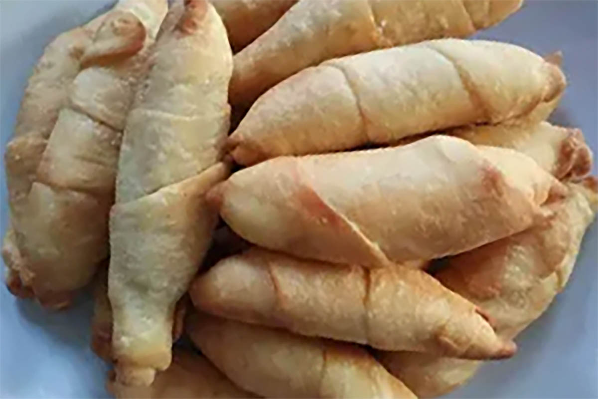 Resep Molen Pisang yang Renyah Diluar Empuk Didalam Bikin Gak Mau Berhenti Ngemil