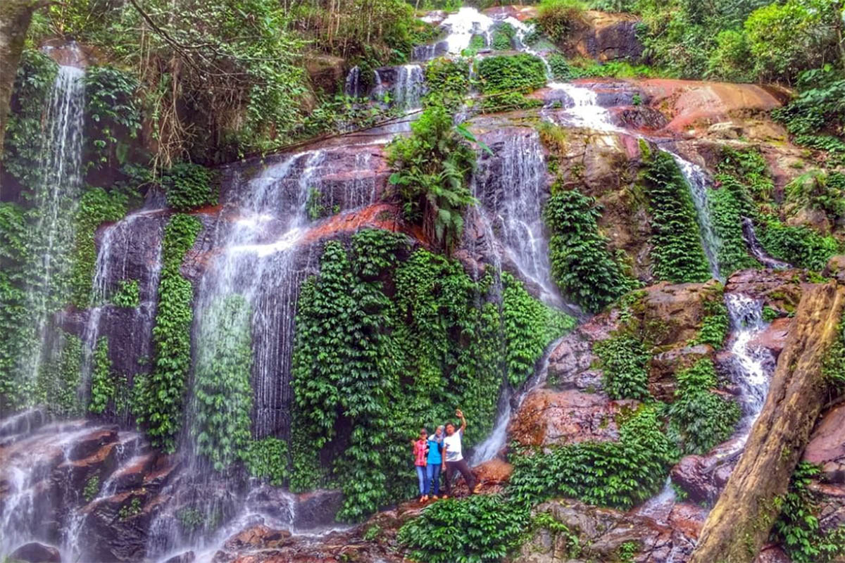 Menikmati Kesejukan Air Terjun Talang Kemulun di Kerinci Jambi yang Menyegarkan