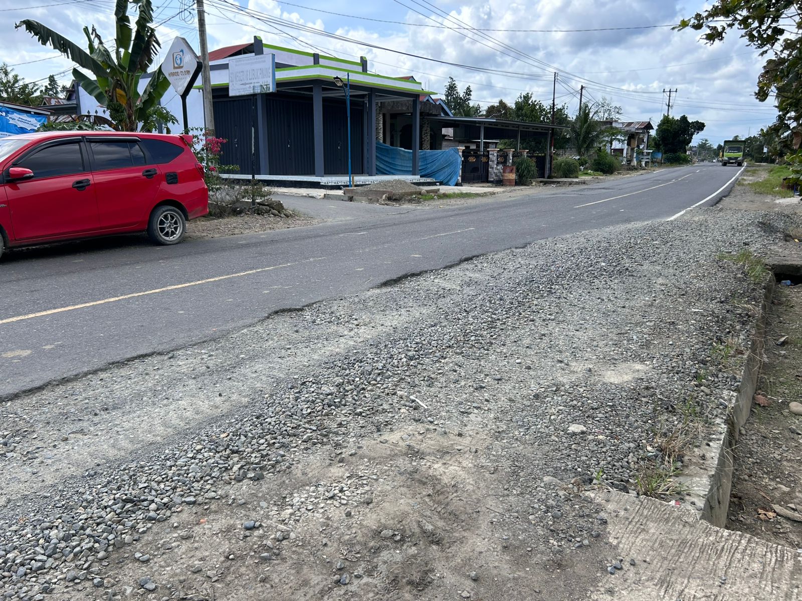Warga Berharap Rehab Jalan Nasional Segera Dituntaskan