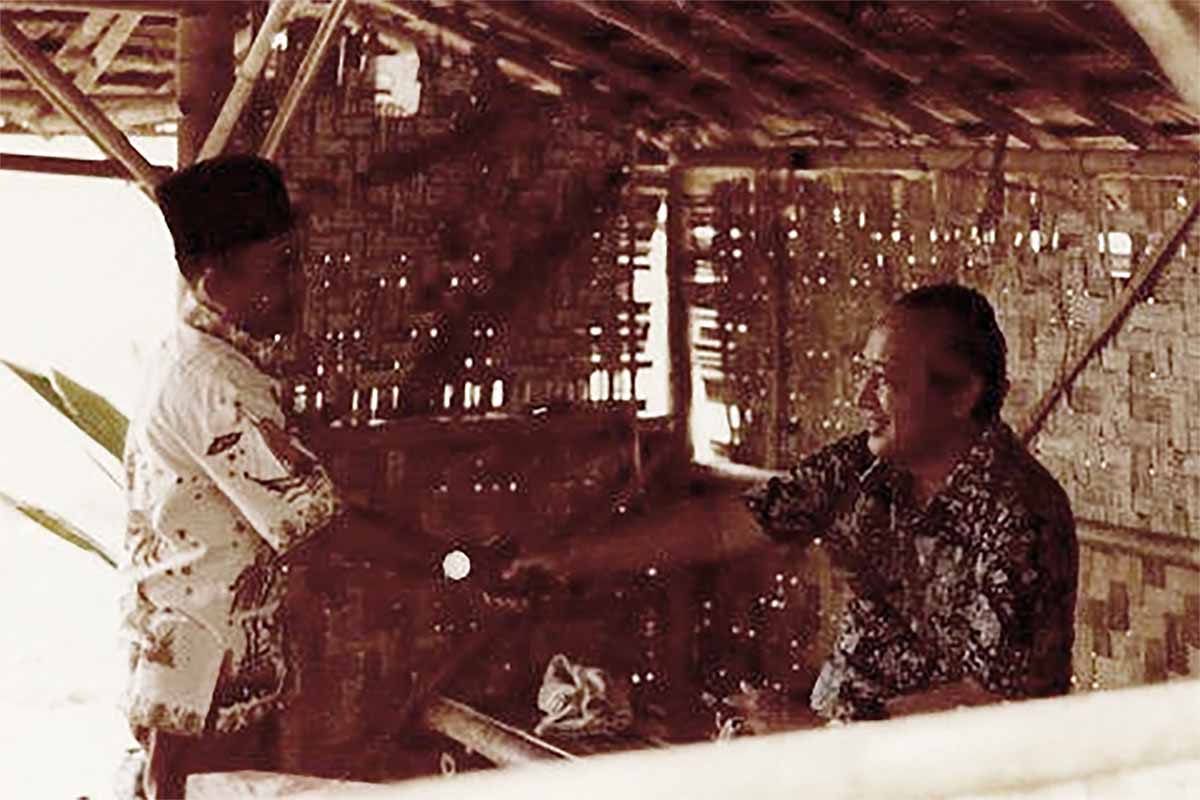 Kesaktian Presiden Soeharto, Punya 2000 Pusaka, 200 Paranormal dan Bisa Menghilang Dibalik Daun Ilalang