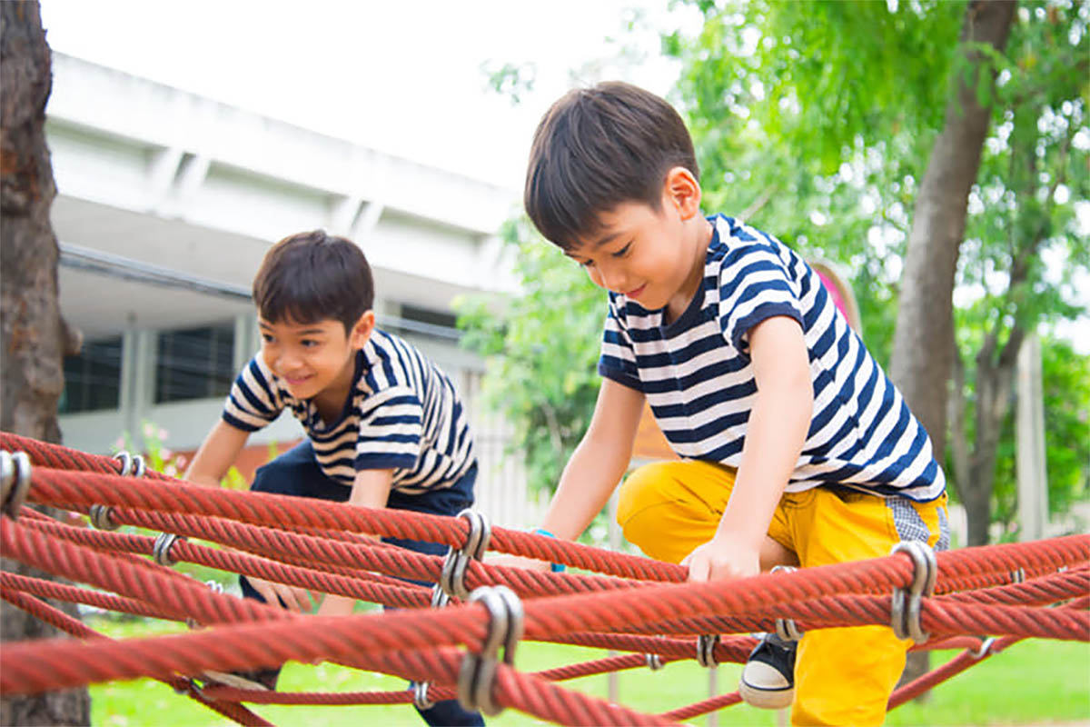 Orang Tua Jangan Larang Anak Bermain, Ini Manfaat Bermain Bagi Si-Kecil 