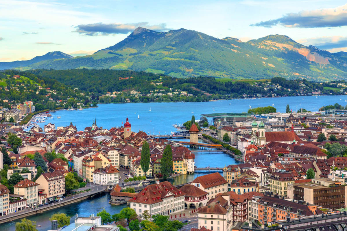 Tawarkan Pesona Keindahan Alam yang Memukau, Inilah 7 Tempat Wisata yang Menakjubkan di Swiss