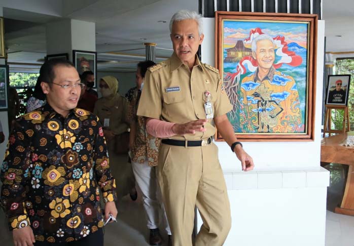 Jelang Pilkada Sapuan Main Dua Kaki, Ikut Balon Gubernur Bengkulu dan Bakal Calon Bupati Mukomuko