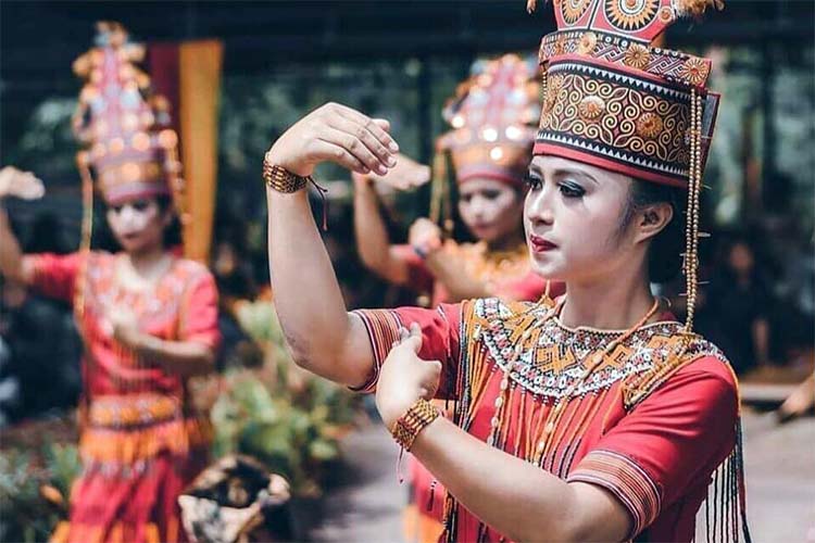 Mengenal Tarian Pitu, 7 Peradian Adat Tradisional Suku Toraja, Keputusan Bersifat Mutlak