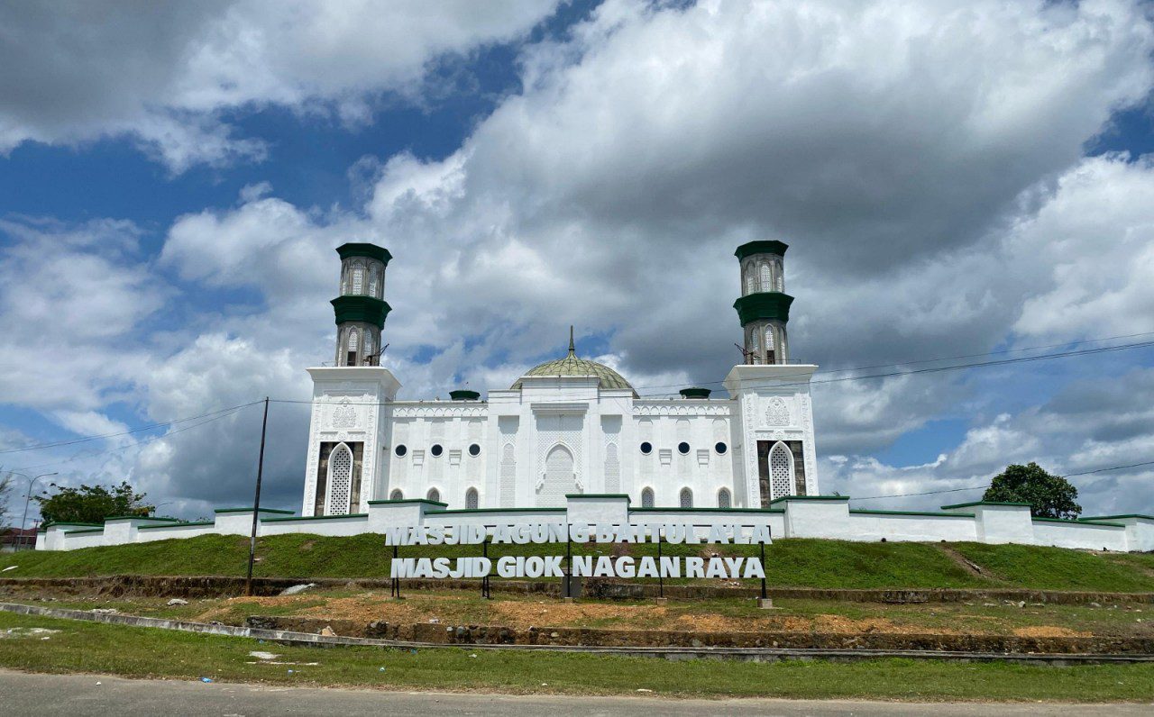 Saat Bulan Ramadan Ini, Masjid Giok Nagan Raya Menjadi Wisata Religi di Aceh