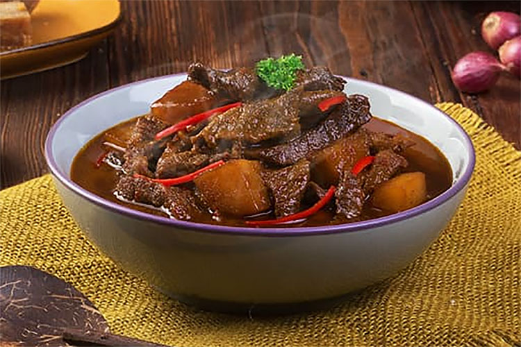 Resep dan Cara Memasak Semur Daging Sapi Tidak Alot Dengan Praktis