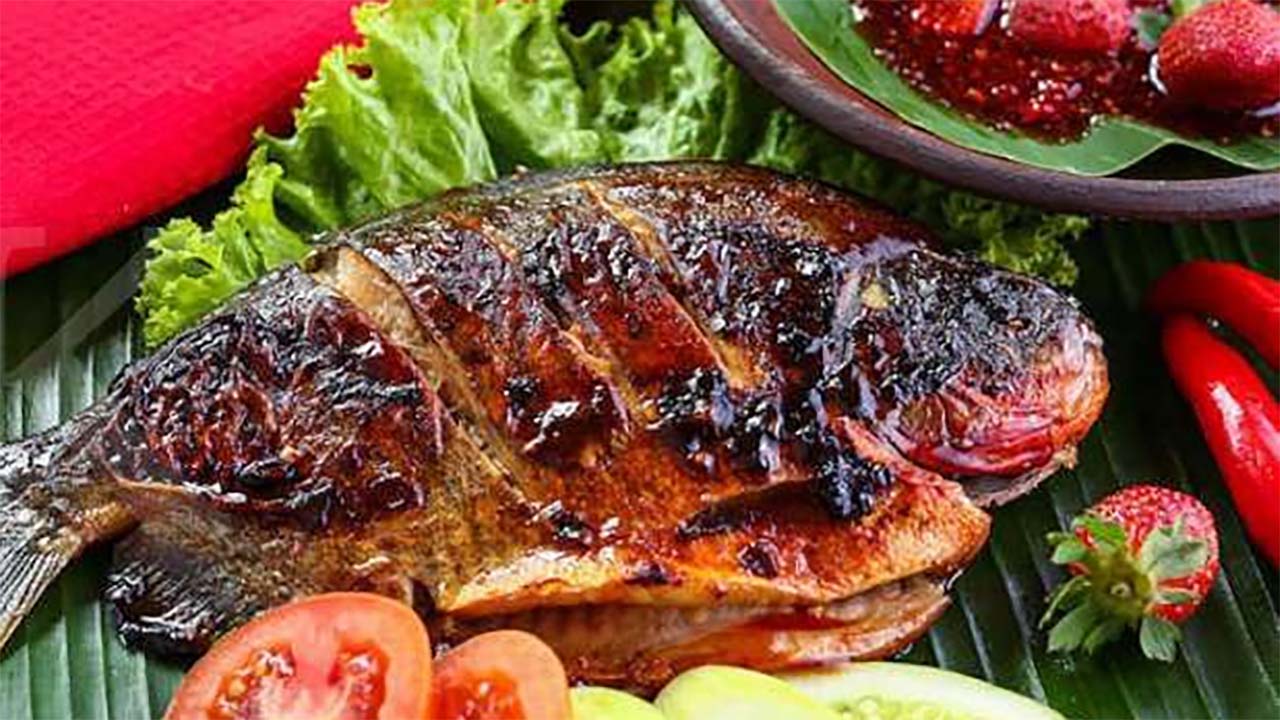 Bikin Ketagihan, Begini Resep dan Cara Membuat Ikan Bawal Bakar yang Nikmat dan Lezat