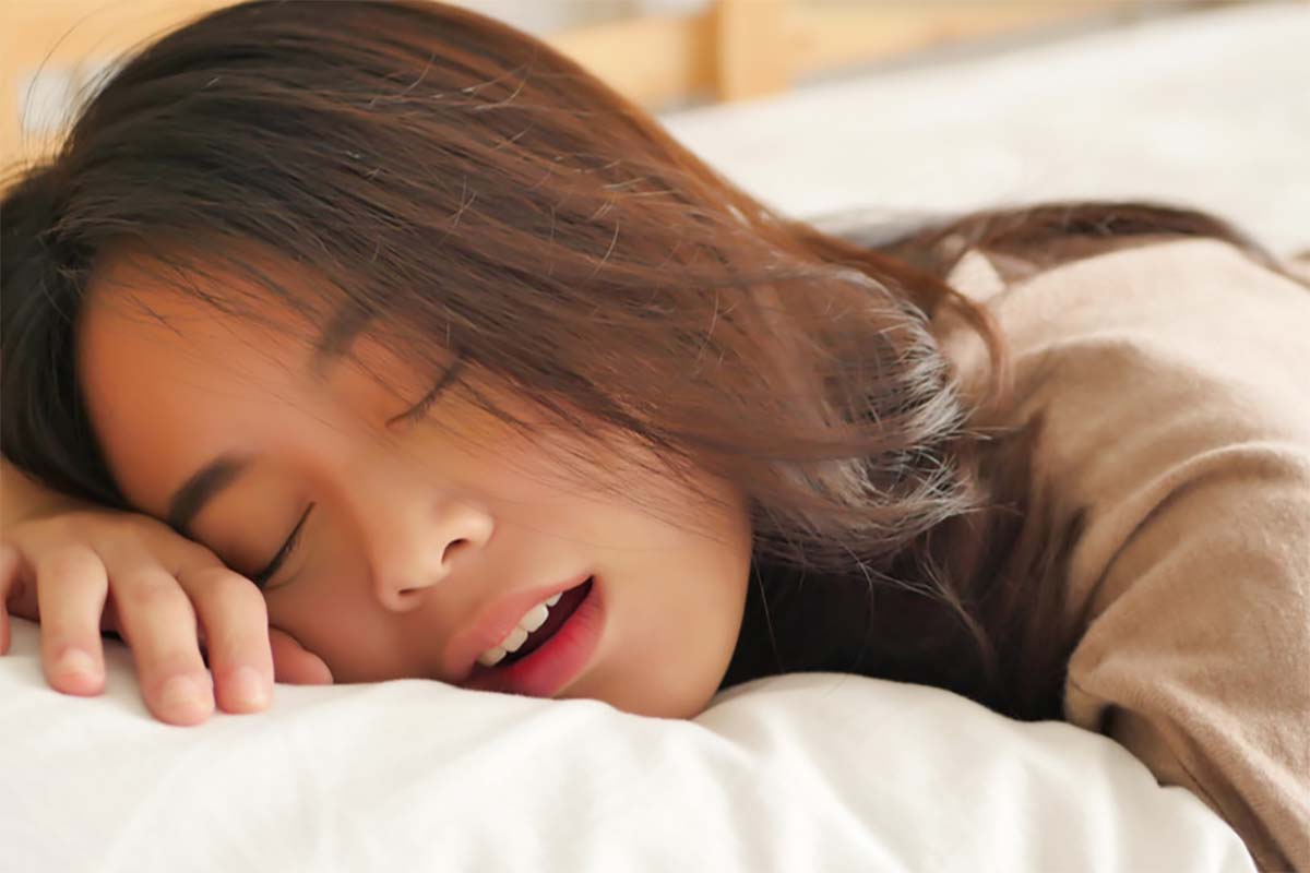 Suka Ileran Saat Tidur? Ternyata Ini Penyebab Orang Tidur Ileran