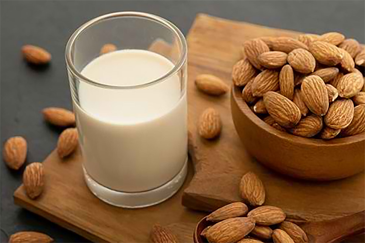 Ini Kandungan Nutrisi dan Manfaat Susu Almond Bagi Kesehatan 