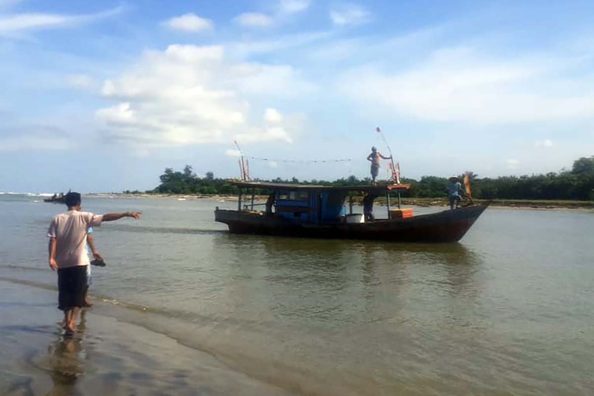 Nelayan Mukomuko Tangkap 4 Unit Trawl Mini