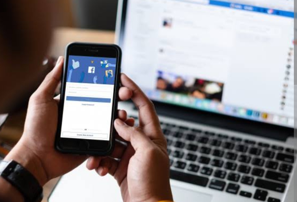 9 Cara Agar Status Facebook Banyak Dilike dan Komen, Nomor 6 Bisa Bikin Gaduh