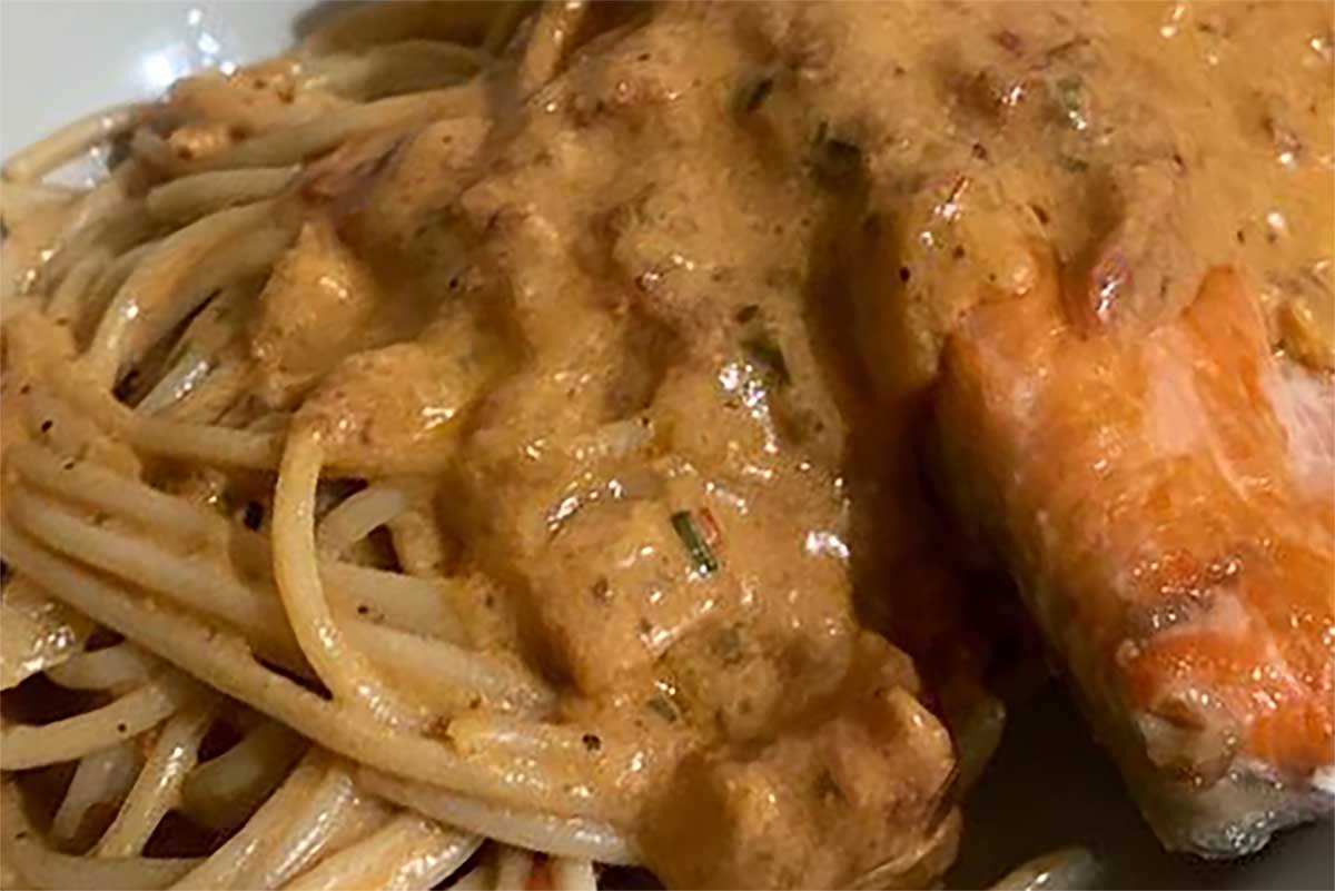 Menu Nikmat Cocok Untuk Awal Bulan, Ini Dia Salmon Parma Rosa Pasta yang Nikmat dan Creamy Ala Restoran