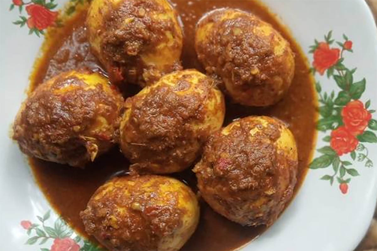 Resep Rendang Telur Ekonomis dengan Bumbu Rempah yang Nikmat dan Melimpah