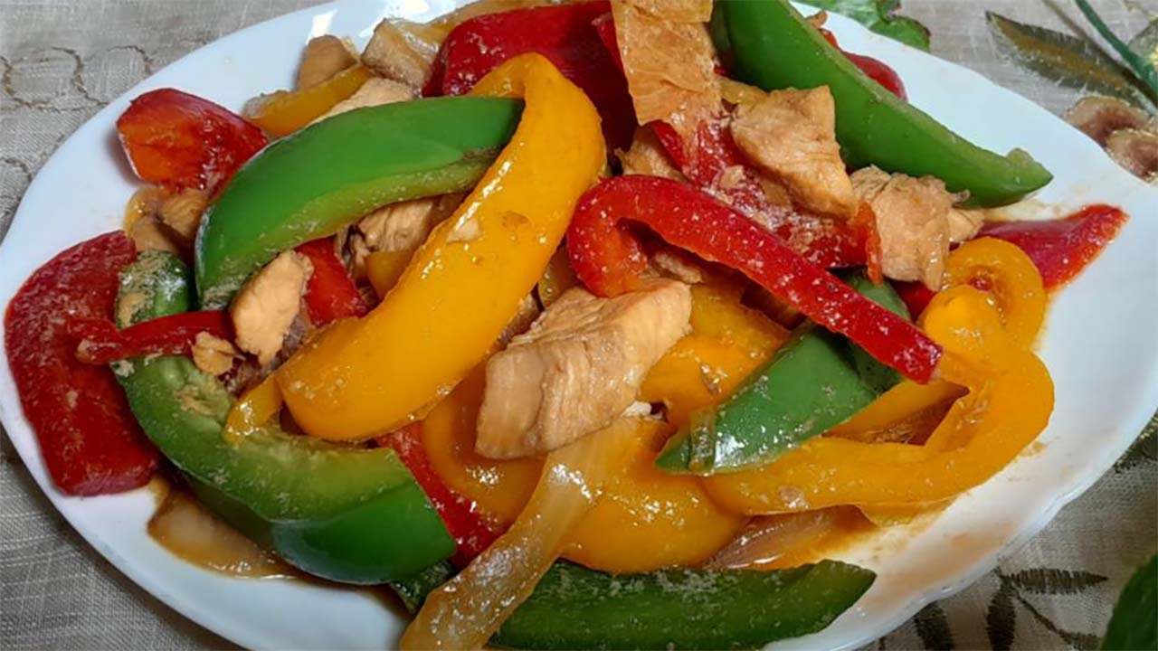 Punya Banyak Manfaat Bagi Kesehatan, Cobain Resep Paprika Kuning Tumis yang Sederhana 