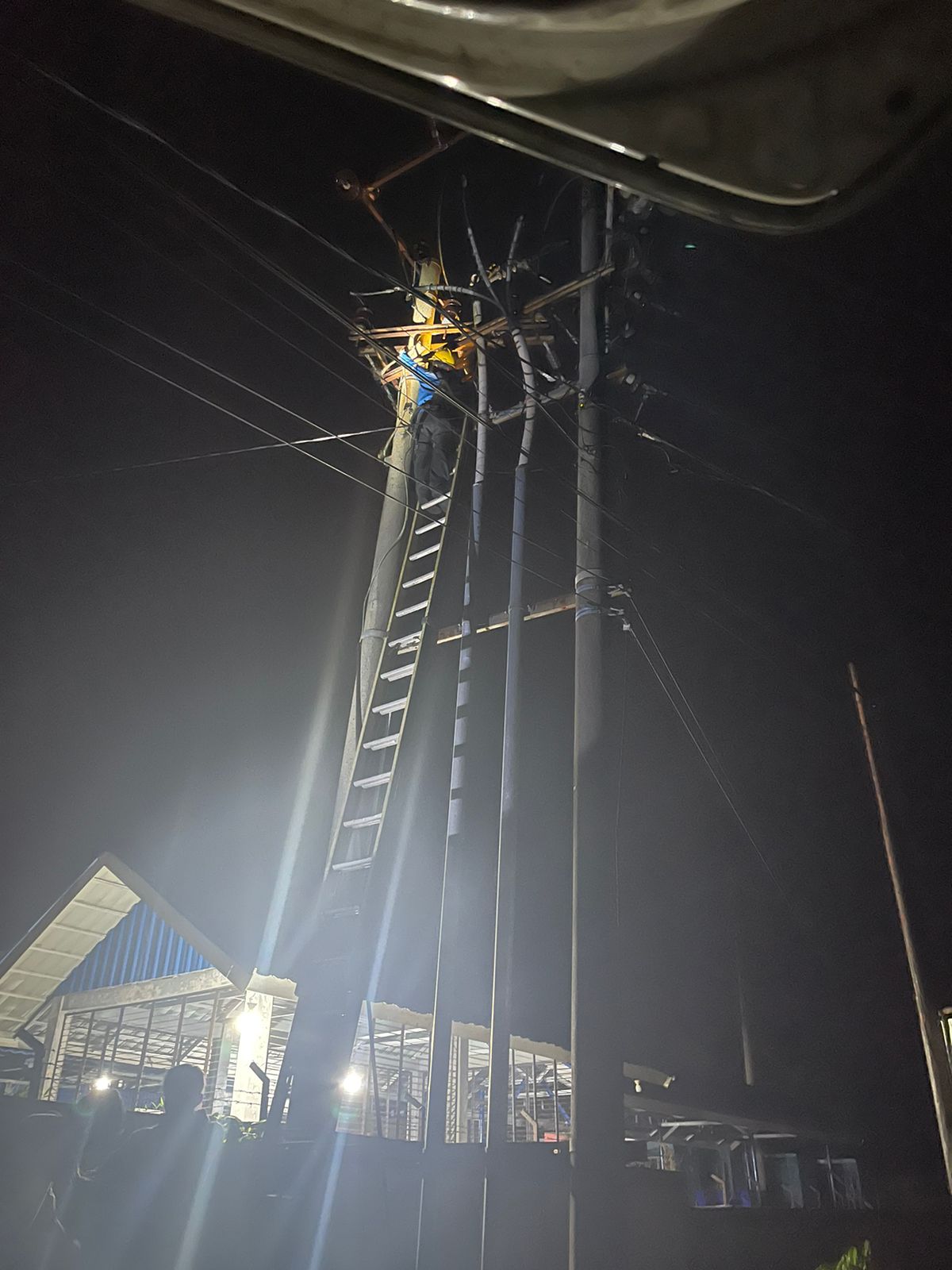 Sebagian Wilayah Mukomuko Gelap Gulita Malam Ini, Listrik Mati Mendadak, Ini Penyebabnya  