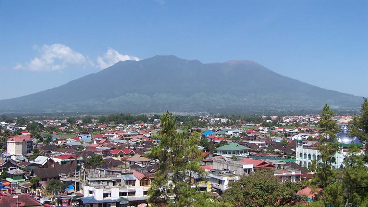 Daftar 37 Gunung di Sumatera Barat, Termasuk Gunung Berapi