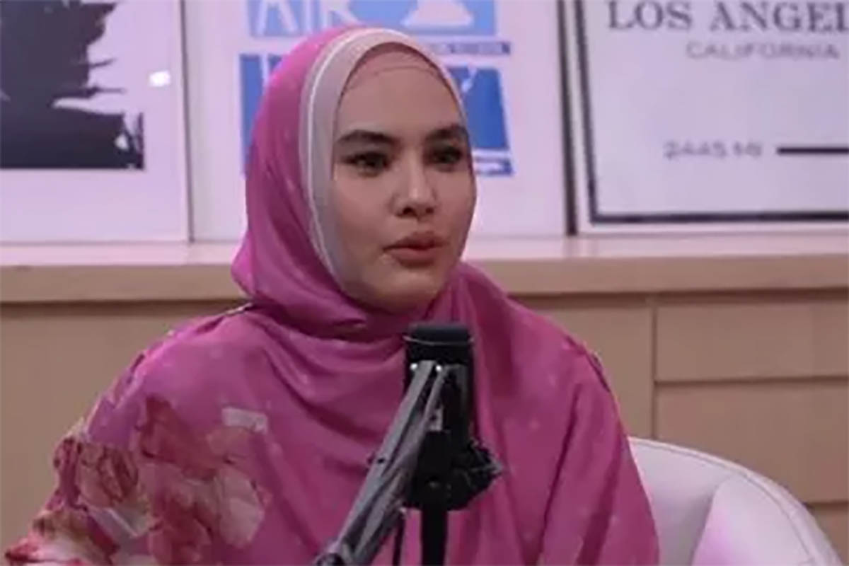 Kartika Putri Ledek Capres Tidak Bisa Ngaji, Bikin Netizen Geram: Kok Nyinyir?