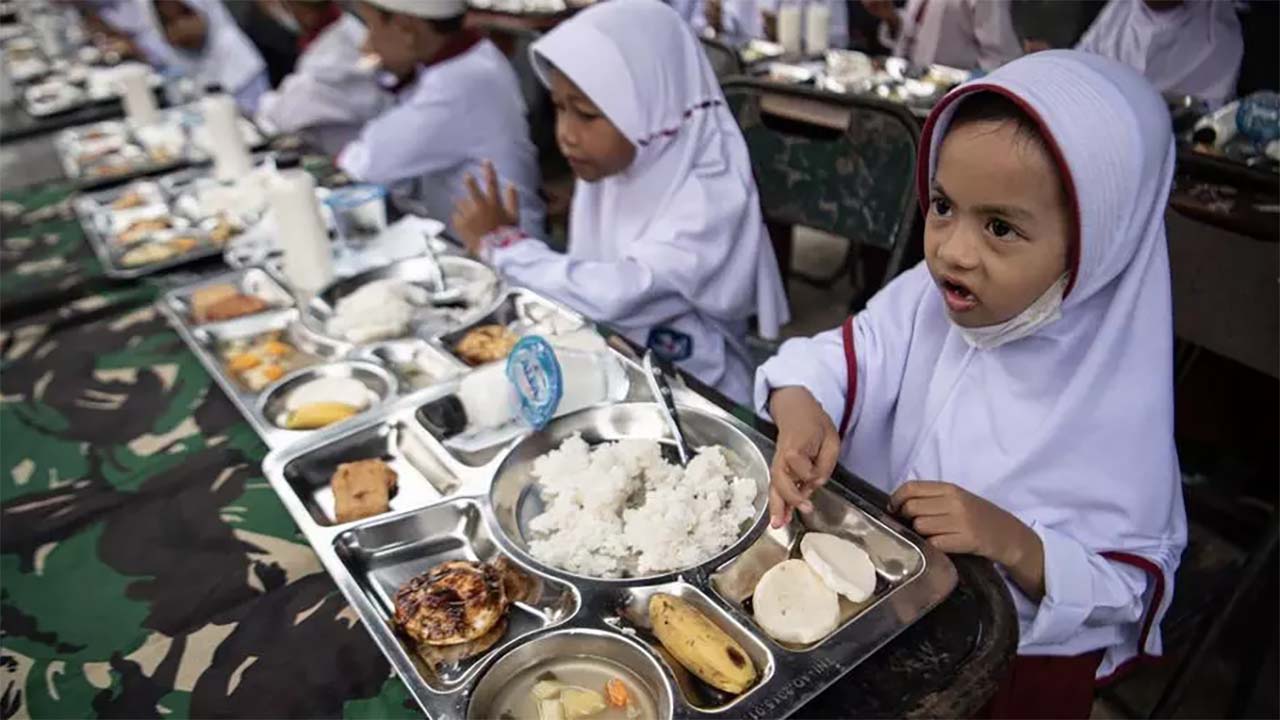 Setelah Dilantik, Inilah Kabar Kelanjutan dari Program Makan Gratis Prabowo-Gibran