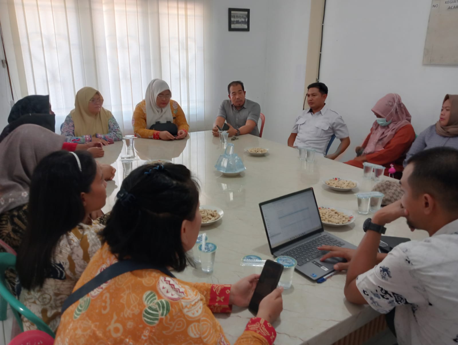 Komisi III Dampingi Perwakilan Honorer R4 Mukomuko Temui BKPSDM, Minta Kepastian Nasib