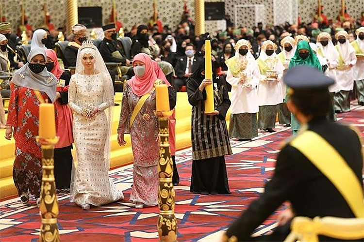 Dikenal Negara Paling Taat Agama, Ternyata Negara Brunei Memiliki Kebiasaan Aneh yang Bikin Kita Geleng-geleng