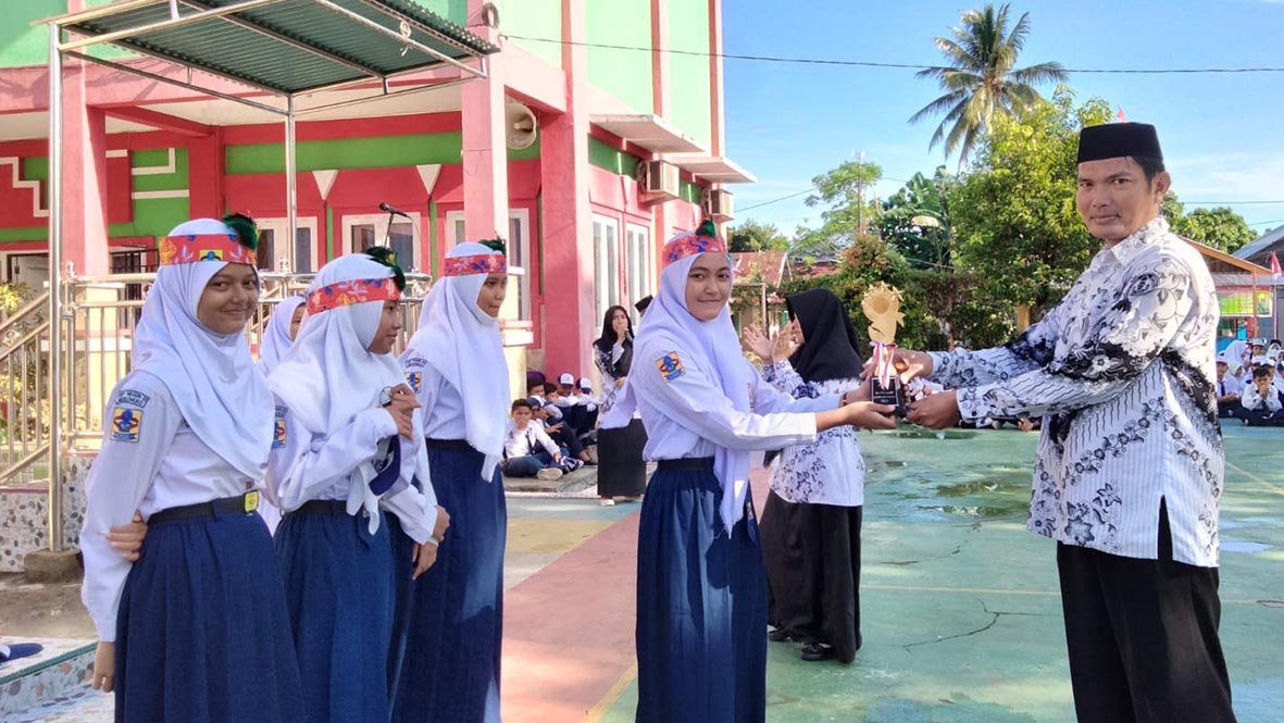 SMPN 1 Mukomuko Juara 2 Lomba SKJ Massal Pencatatan Rekor Muri