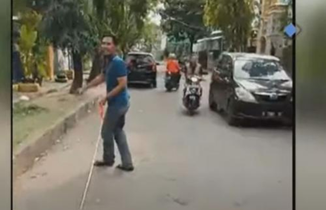 Viral Wali Siswa Ukur Jarak Sendiri Pakai Meter, Sistem Zonasi Dinilai Tidak Adil Masih Ada Oknum Bermain