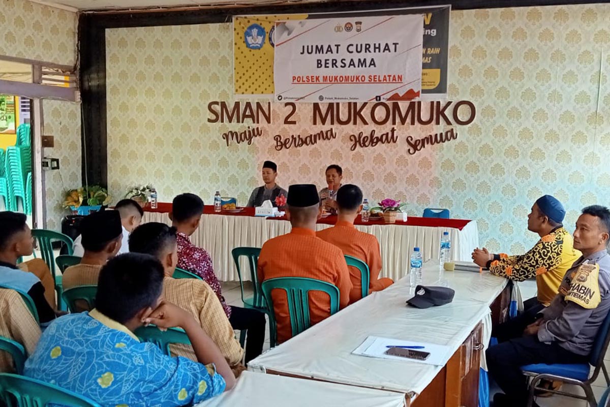 Jumat Curhat Polsek MMS Masuk Sekolah