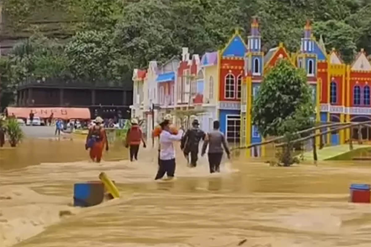 Wisata Lembah Harau Terendam Banjir Parah, Kondisinya Begini